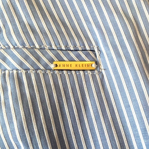 4/$25 Anne Klein Ankle Pants Size 6 Slit Ankle Elastic Waist Striped - Picture 3 of 4